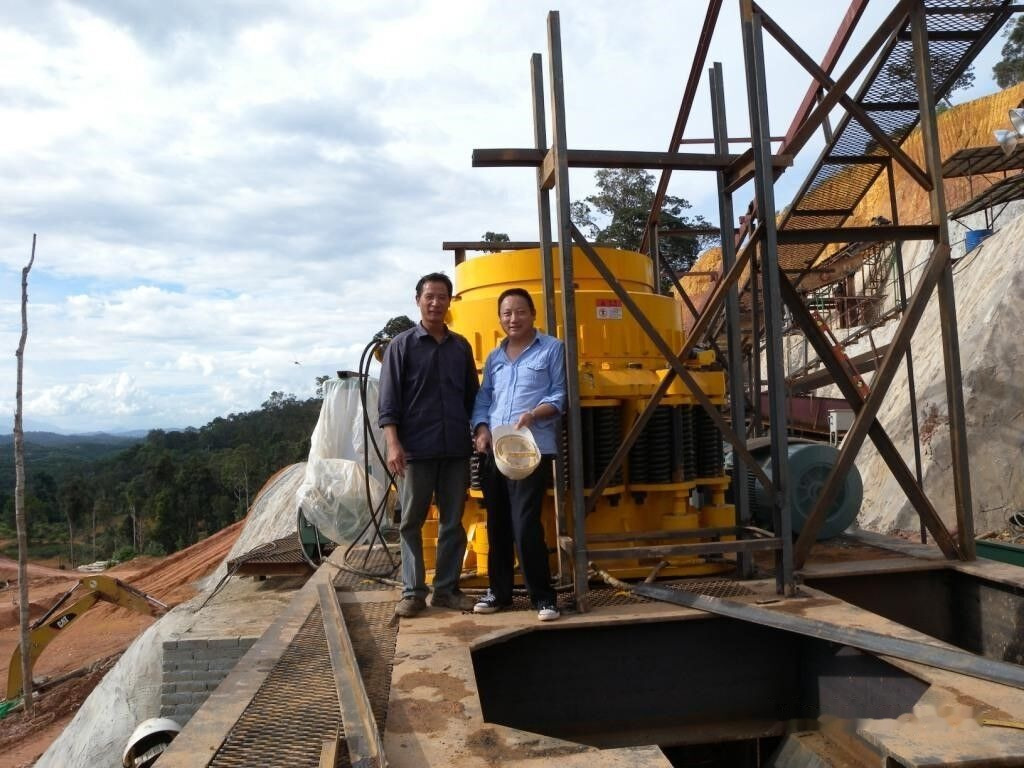 Kinglink Hematite Iron Ore Cone Crusher KLC1300 - Конусна дробарка: фото 2 Kinglink Hematite Iron Ore Cone Crusher KLC1300 - Конусна дробарка: фото 2