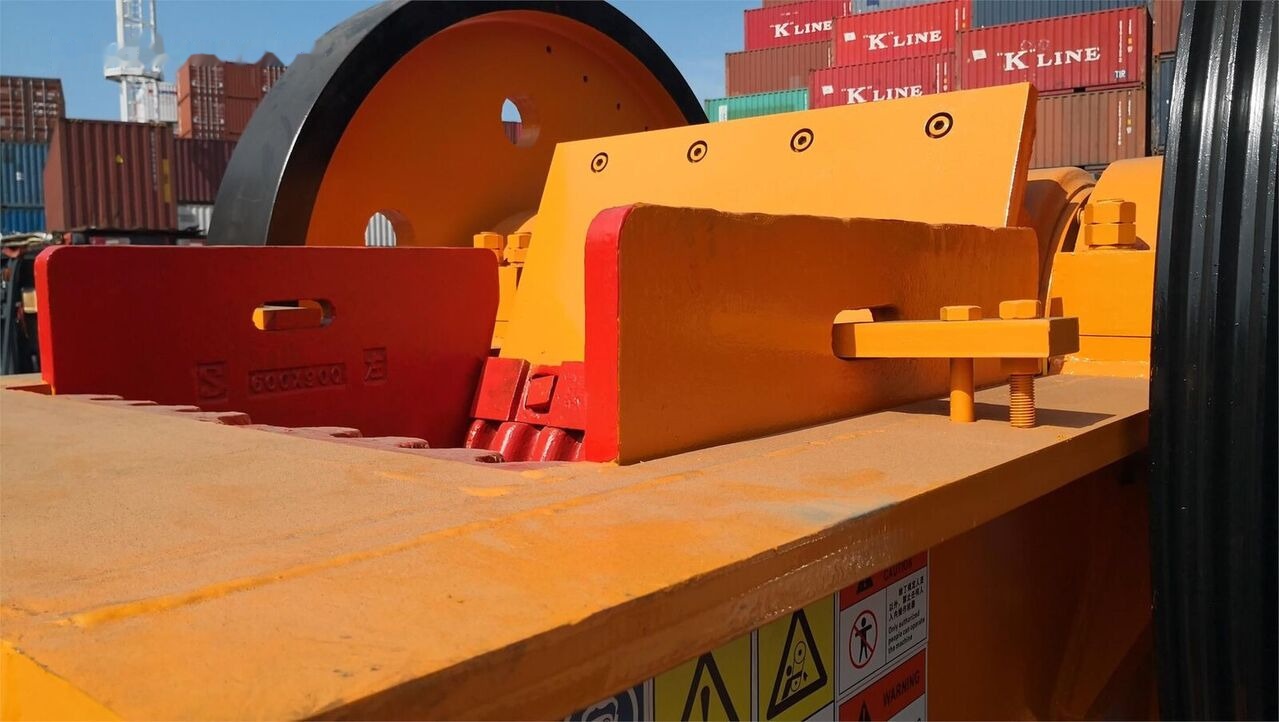 Kinglink High strength PE600x900 Jaw Crusher | Iron Ore - Щокова дробарка: фото 2 Kinglink High strength PE600x900 Jaw Crusher | Iron Ore - Щокова дробарка: фото 2
