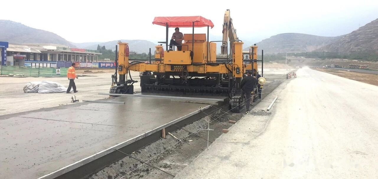 Wirtgen SP500 Concrete Slipform Paver - Бетоноукладач: фото 5 Wirtgen SP500 Concrete Slipform Paver - Бетоноукладач: фото 5