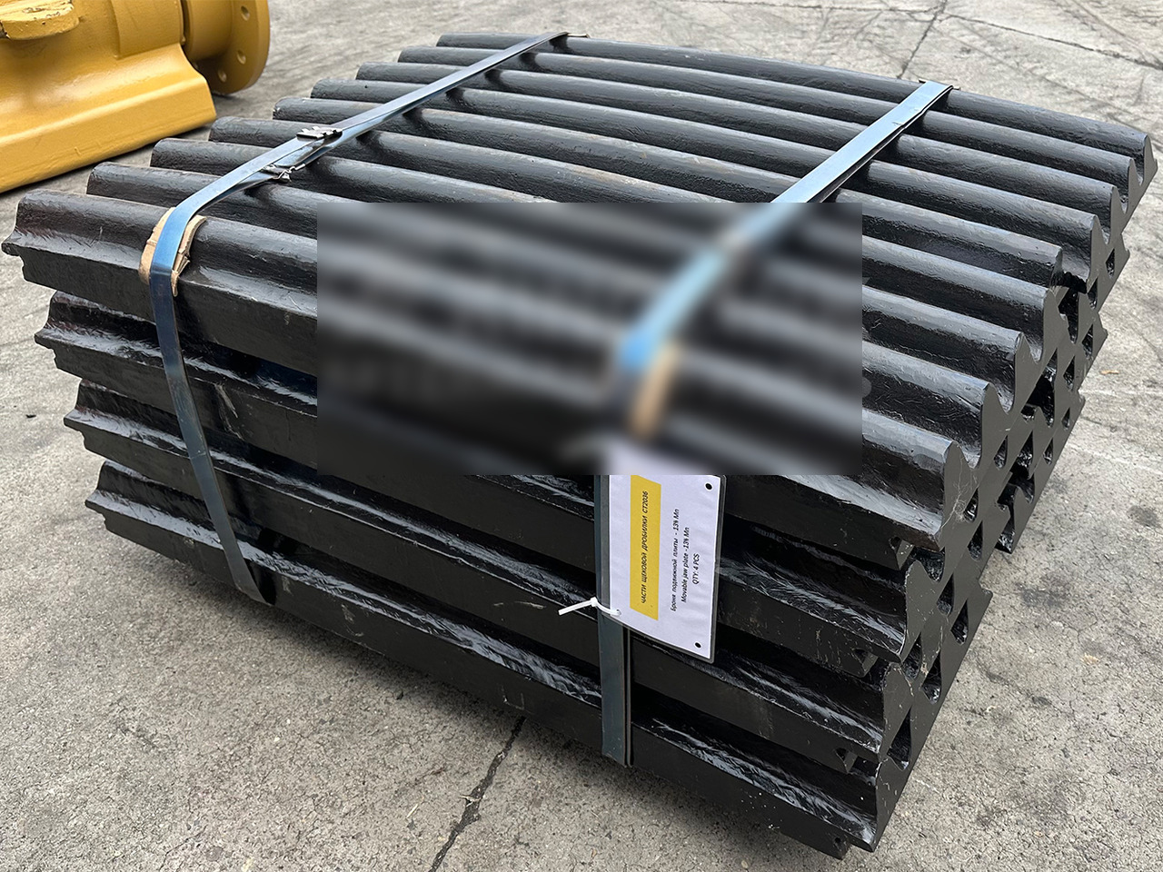 KINGLINK High Manganese Steel Movable Jaw Plates 17003347 for CT2036 Jaw Crusher - Запчастини в категорії Будівельна техніка: фото 2 KINGLINK High Manganese Steel Movable Jaw Plates 17003347 for CT2036 Jaw Crusher - Запчастини в категорії Будівельна техніка: фото 2