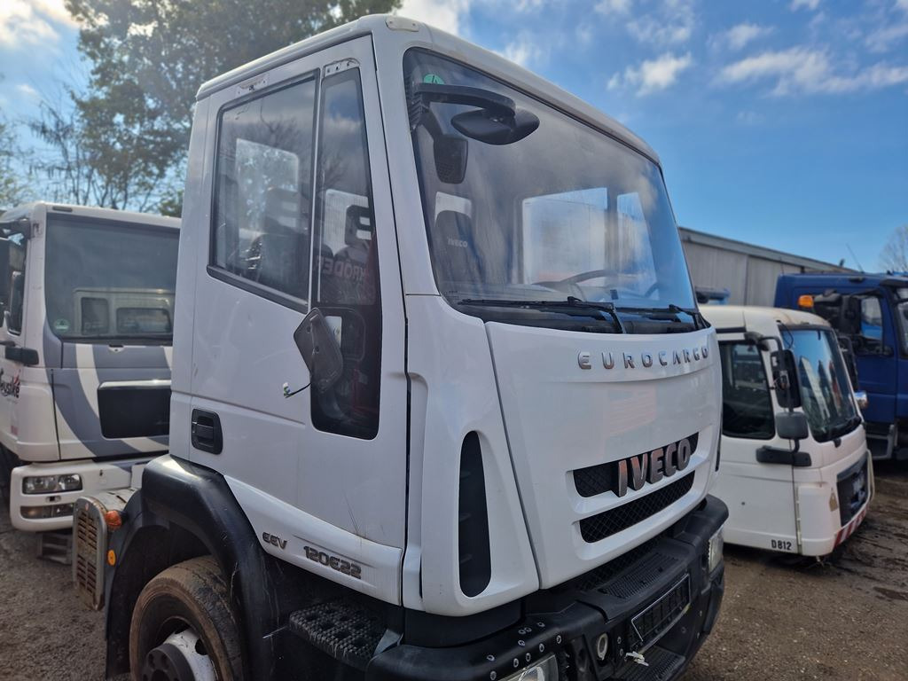 IVECO EUROCARGO - Кабіна в категорії Вантажівки: фото 3 IVECO EUROCARGO - Кабіна в категорії Вантажівки: фото 3
