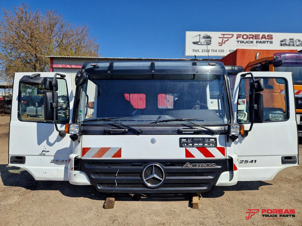 MERCEDES ACTROS MP2 MEDIUM - Кабіна: фото 3 MERCEDES ACTROS MP2 MEDIUM - Кабіна: фото 3