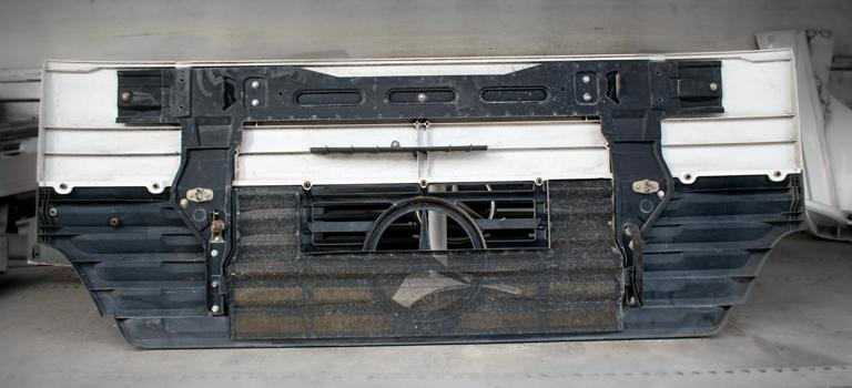 MERCEDES-BENZ ACTROS MEGA MP I - Капот в категорії Вантажівки: фото 2 MERCEDES-BENZ ACTROS MEGA MP I - Капот в категорії Вантажівки: фото 2