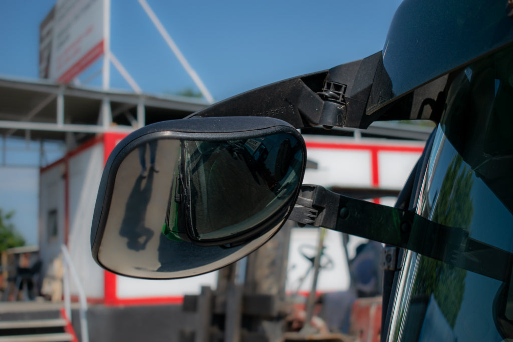 MERCEDES-BENZ ACTROS MP II - WINDSHIELD MIRROR - Дзеркало заднього виду в категорії Вантажівки: фото 2 MERCEDES-BENZ ACTROS MP II - WINDSHIELD MIRROR - Дзеркало заднього виду в категорії Вантажівки: фото 2