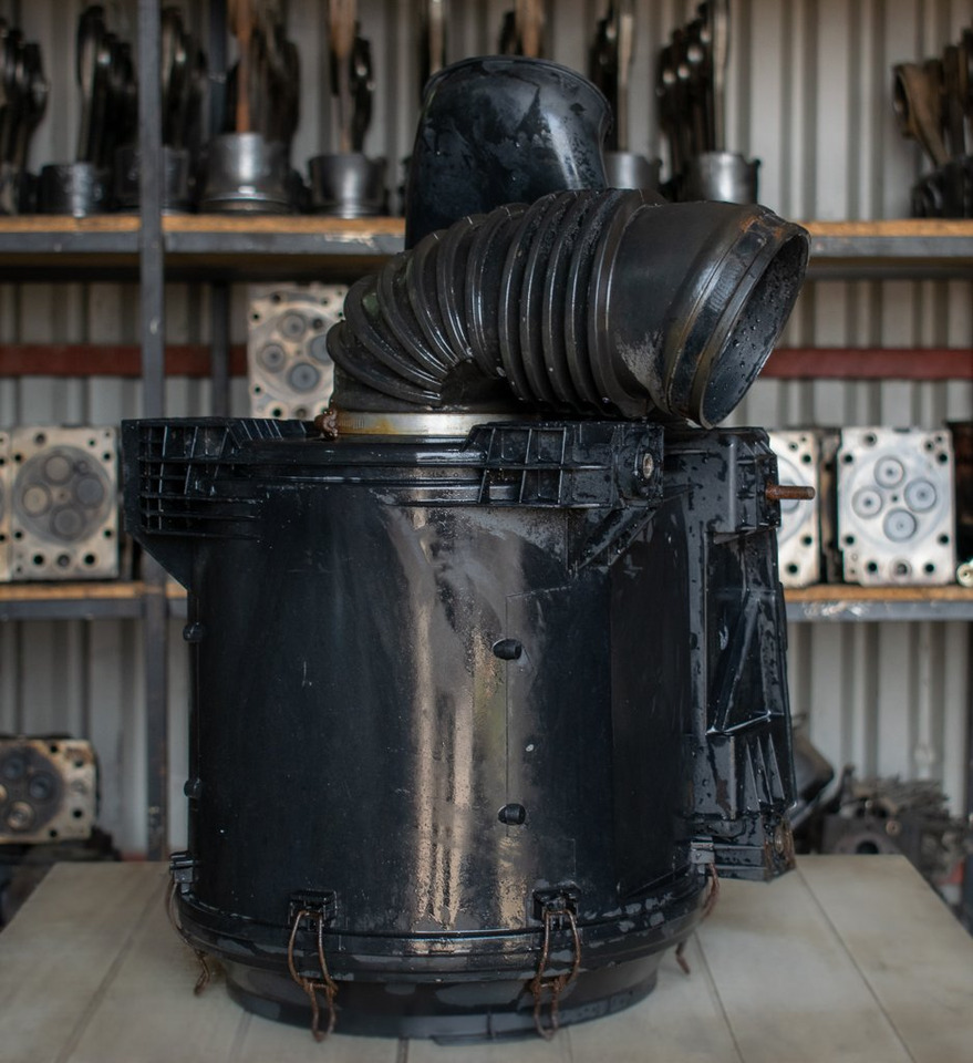 MERCEDES-BENZ ATEGO - Повітряний фільтр в категорії Вантажівки: фото 2 MERCEDES-BENZ ATEGO - Повітряний фільтр в категорії Вантажівки: фото 2