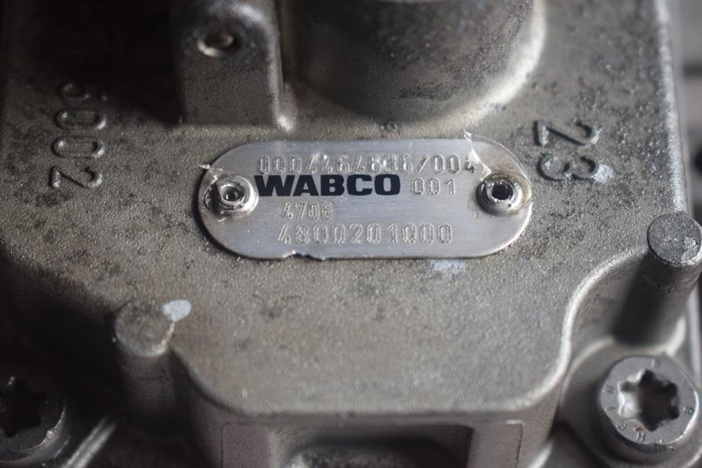 MERCEDES-BENZ BRAKE VALVE - 000 446 4636 - Гальмівний клапан в категорії Вантажівки: фото 4 MERCEDES-BENZ BRAKE VALVE - 000 446 4636 - Гальмівний клапан в категорії Вантажівки: фото 4