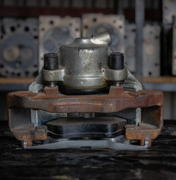 MERCEDES-BENZ SPRINTER OM602 - Гальмівний супорт в категорії Вантажівки: фото 2 MERCEDES-BENZ SPRINTER OM602 - Гальмівний супорт в категорії Вантажівки: фото 2