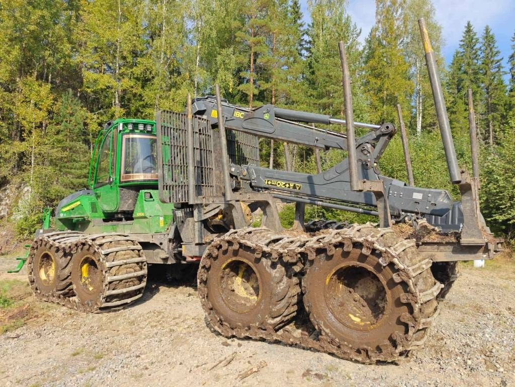 John Deere 1010 G - Форвардер: фото 3 John Deere 1010 G - Форвардер: фото 3