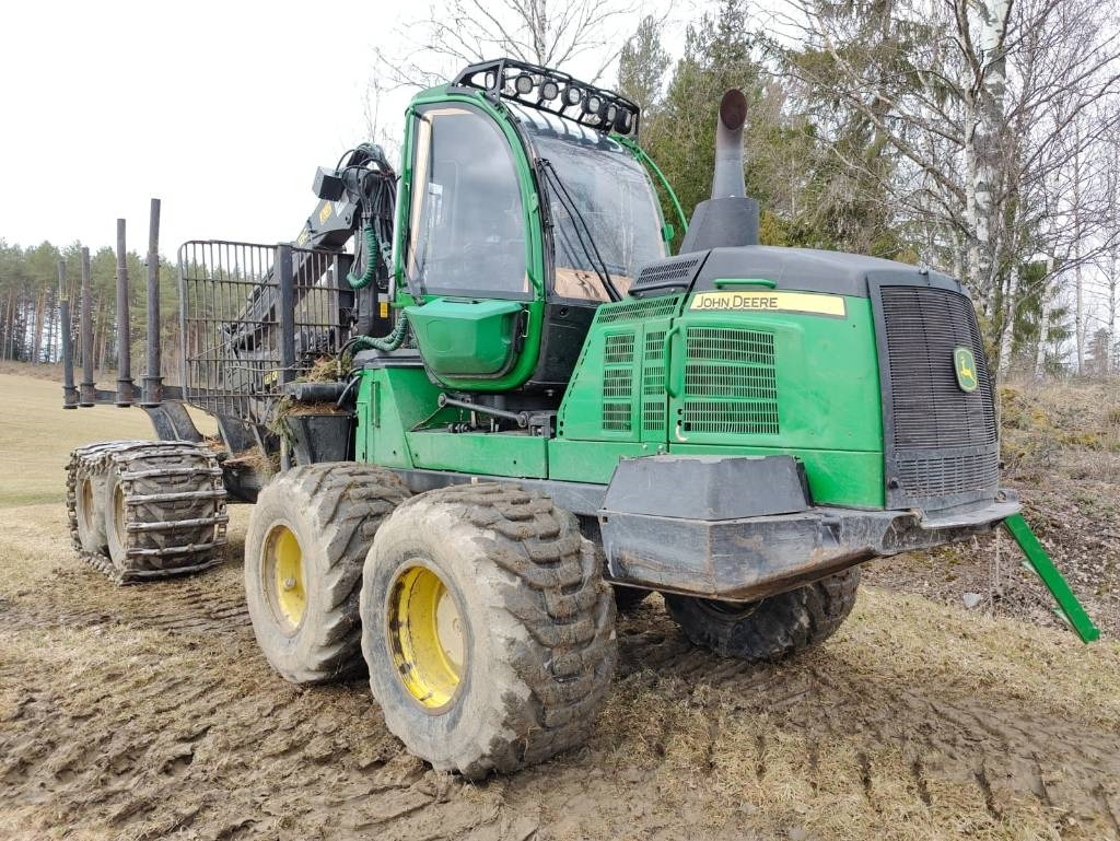 Форвардер John Deere 1210 G: фото 7