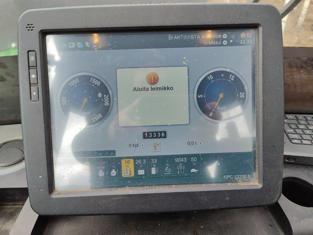 Форвардер John Deere 1210 G: фото 16