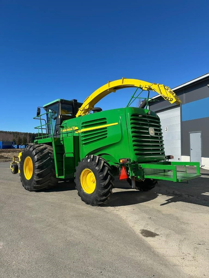 John Deere 7200 - Кормозбиральний комбайн: фото 3 John Deere 7200 - Кормозбиральний комбайн: фото 3