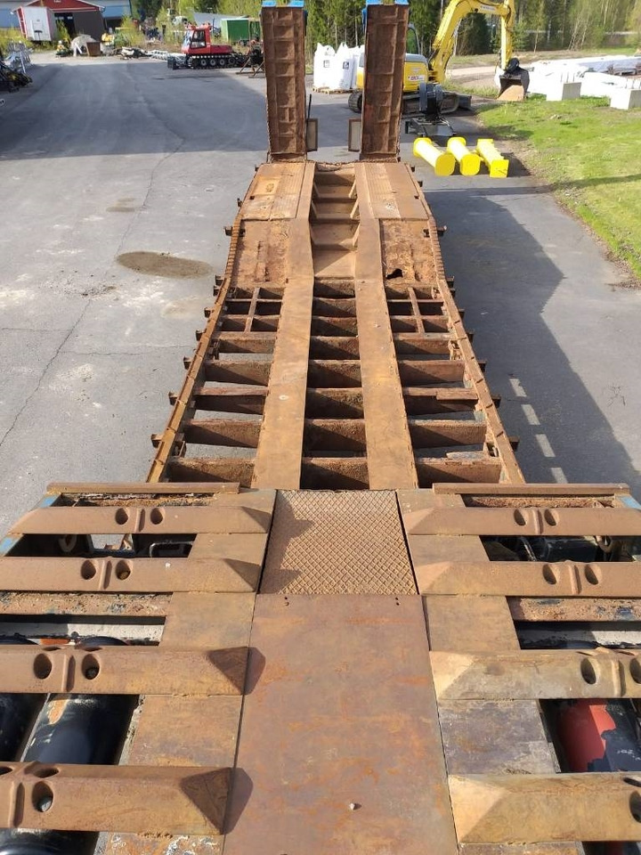 Langendorf Satbue 30/36 - Низькорамна платформа напівпричіп: фото 5 Langendorf Satbue 30/36 - Низькорамна платформа напівпричіп: фото 5