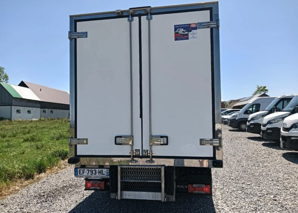 Iveco 35C13, 35C12, 35C14, 35C15 - Фургон-рефрижератор: фото 2 Iveco 35C13, 35C12, 35C14, 35C15 - Фургон-рефрижератор: фото 2
