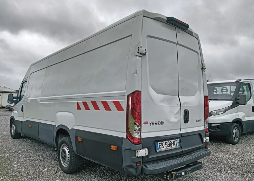 Iveco 35S14,35S13,35C13,35C12, - Суцільнометалевий фургон: фото 2 Iveco 35S14,35S13,35C13,35C12, - Суцільнометалевий фургон: фото 2