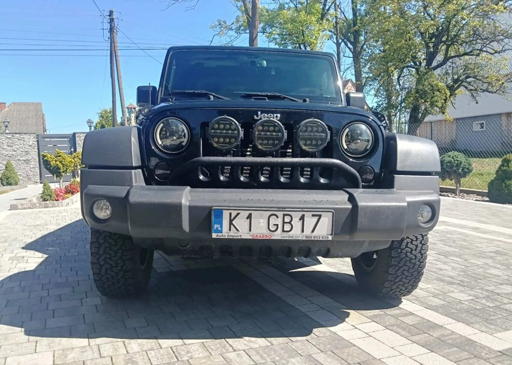 Jeep Wrangler 2.8 CRD Sport - Позашляховик: фото 5 Jeep Wrangler 2.8 CRD Sport - Позашляховик: фото 5