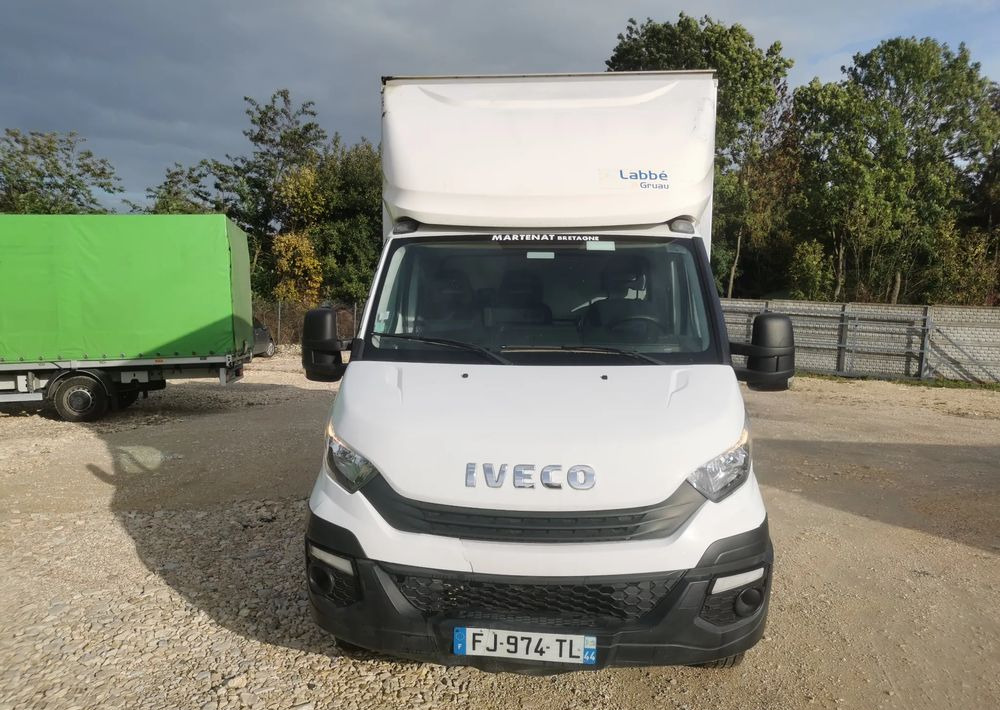 Iveco 3.0-150KM Daily 35C15 Kontener długi rama 35-150 kiper Klimatyzacja długi rozstaw - Фургон з закритим кузовом: фото 3 Iveco 3.0-150KM Daily 35C15 Kontener długi rama 35-150 kiper Klimatyzacja długi rozstaw - Фургон з закритим кузовом: фото 3
