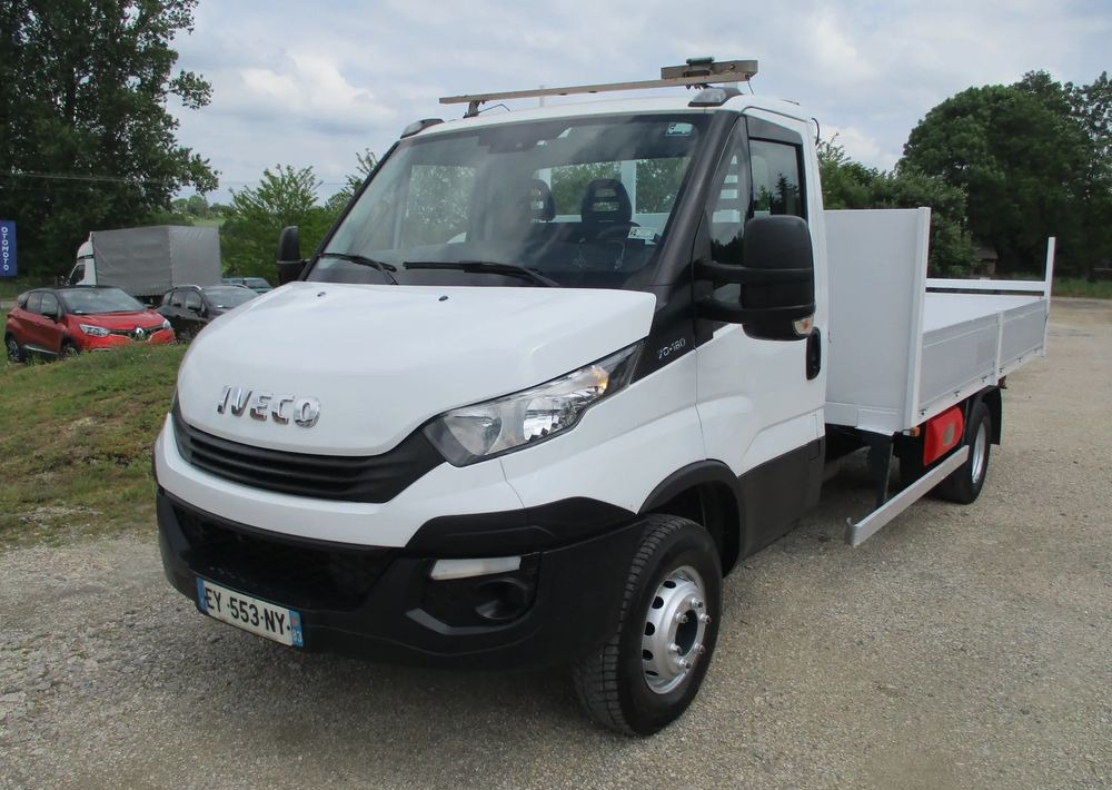 Iveco Daily 3.0 na bliźniaku 70C18 skrzynia, laweta, rama, HDS, 70-180 kiper - Бортова вантажівка/ Платформа: фото 1 Iveco Daily 3.0 na bliźniaku 70C18 skrzynia, laweta, rama, HDS, 70-180 kiper - Бортова вантажівка/ Платформа: фото 1