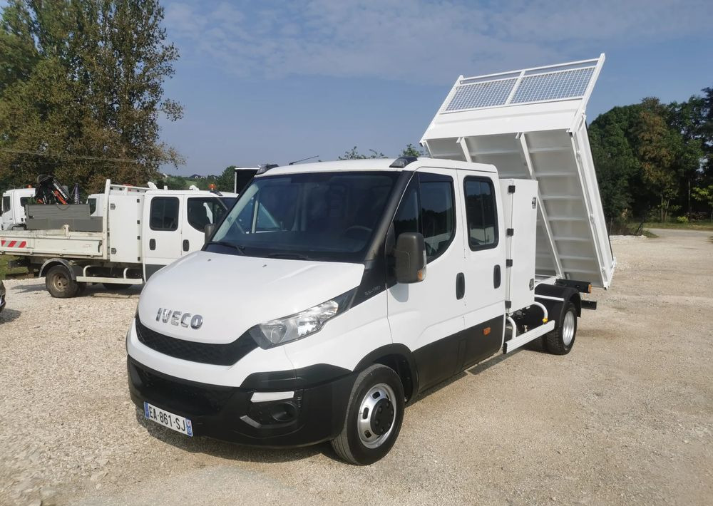 Iveco Daily 35C13 Brygadówka Klima 35-130 wywrotka kiper doka Dubel - Малотоннажний самоскид: фото 1 Iveco Daily 35C13 Brygadówka Klima 35-130 wywrotka kiper doka Dubel - Малотоннажний самоскид: фото 1