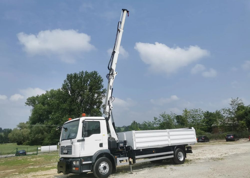MAN TGM 15.240 Żuraw HDS HIAB + kiper wywrotka + Płyta czołowa Mały przebieg Klima - Самоскид вантажівка: фото 5 MAN TGM 15.240 Żuraw HDS HIAB + kiper wywrotka + Płyta czołowa Mały przebieg Klima - Самоскид вантажівка: фото 5