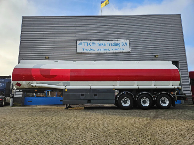 LAG O-3-43 01 47.500 L 5 Compartimenten Digitale meters disc brakes - Напівпричіп цистерна: фото 3 LAG O-3-43 01 47.500 L 5 Compartimenten Digitale meters disc brakes - Напівпричіп цистерна: фото 3