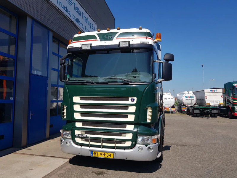 Scania R420 8x2 HIAB 800E-7 Hipro 80 ton/meter Winch Retarder - Вантажівка з маніпулятором: фото 4 Scania R420 8x2 HIAB 800E-7 Hipro 80 ton/meter Winch Retarder - Вантажівка з маніпулятором: фото 4