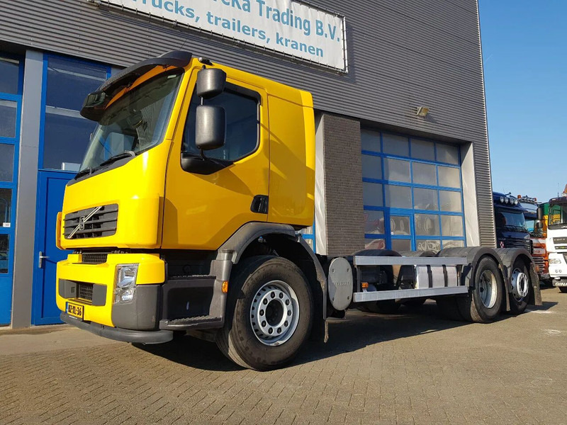 Volvo FE 300 EEV 6X2 Retarder Pto 234.000 KM TÜV - Вантажівка шасі: фото 1 Volvo FE 300 EEV 6X2 Retarder Pto 234.000 KM TÜV - Вантажівка шасі: фото 1