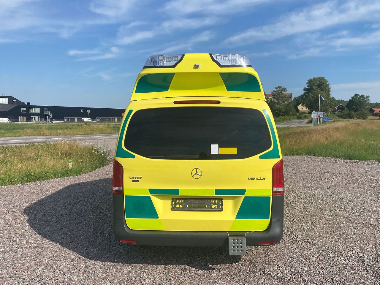 MERCEDES-BENZ Vito 119 4x4 - Ambulans / AMBULANCE - Карета швидкої допомоги: фото 3 MERCEDES-BENZ Vito 119 4x4 - Ambulans / AMBULANCE - Карета швидкої допомоги: фото 3
