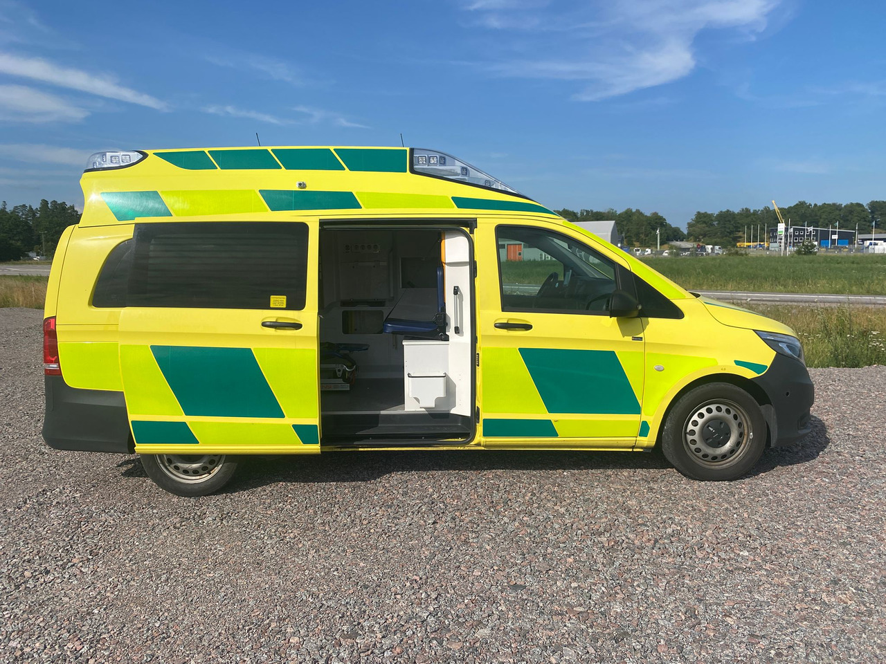 Карета швидкої допомоги MERCEDES-BENZ Vito 119 4x4 - Ambulans / AMBULANCE: фото 6 Карета швидкої допомоги MERCEDES-BENZ Vito 119 4x4 - Ambulans / AMBULANCE: фото 6