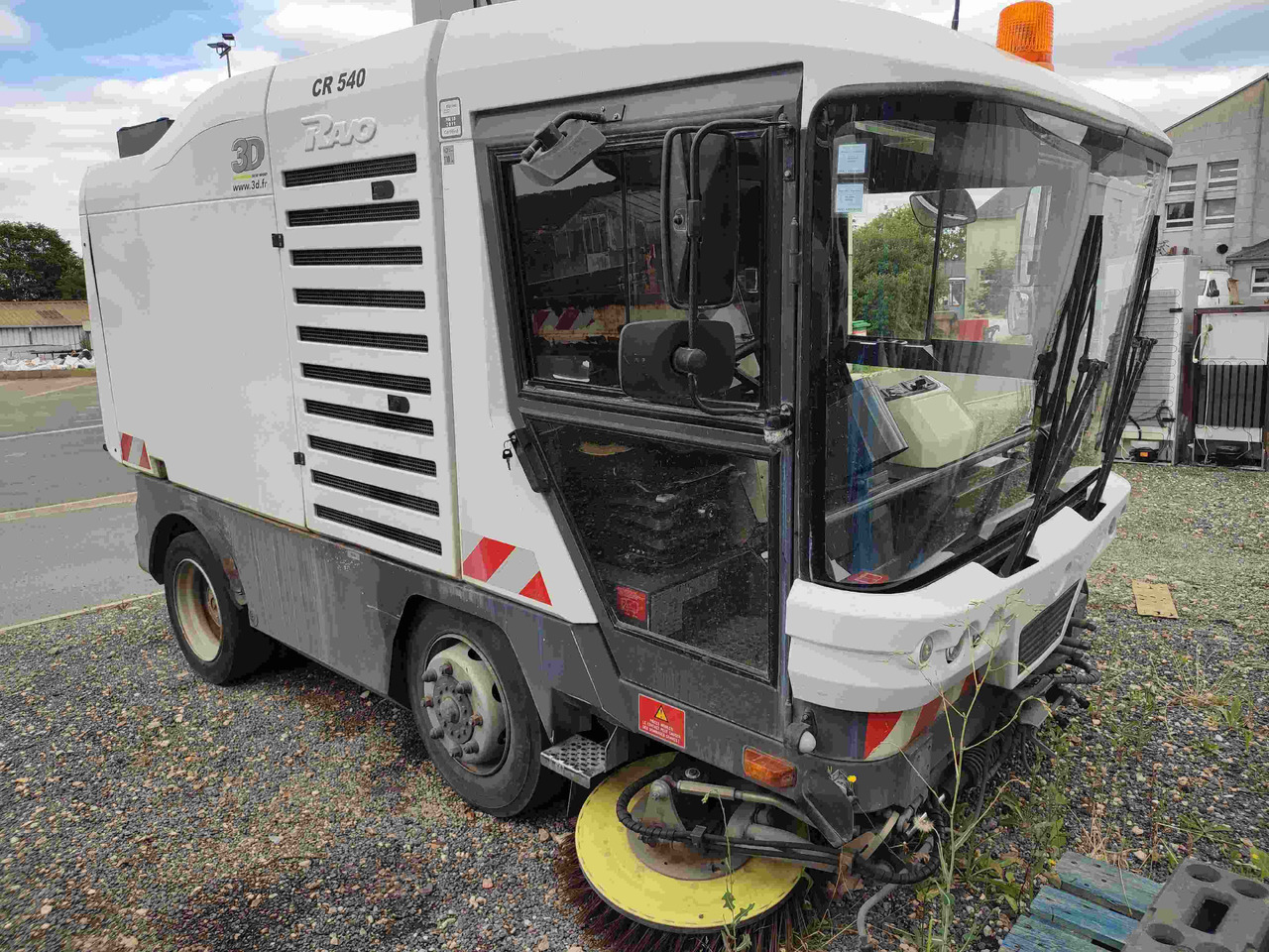 RAVO RAVO 540 Kehrmaschiene Sweeper Euro5 - Підмітально-прибиральна машина: фото 1 RAVO RAVO 540 Kehrmaschiene Sweeper Euro5 - Підмітально-прибиральна машина: фото 1