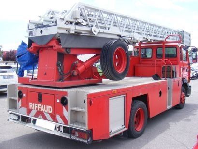 Renault Midliner M180 Drehleiter Feuerwehr EPSA23.5 1999 - Автовишка: фото 4 Renault Midliner M180 Drehleiter Feuerwehr EPSA23.5 1999 - Автовишка: фото 4