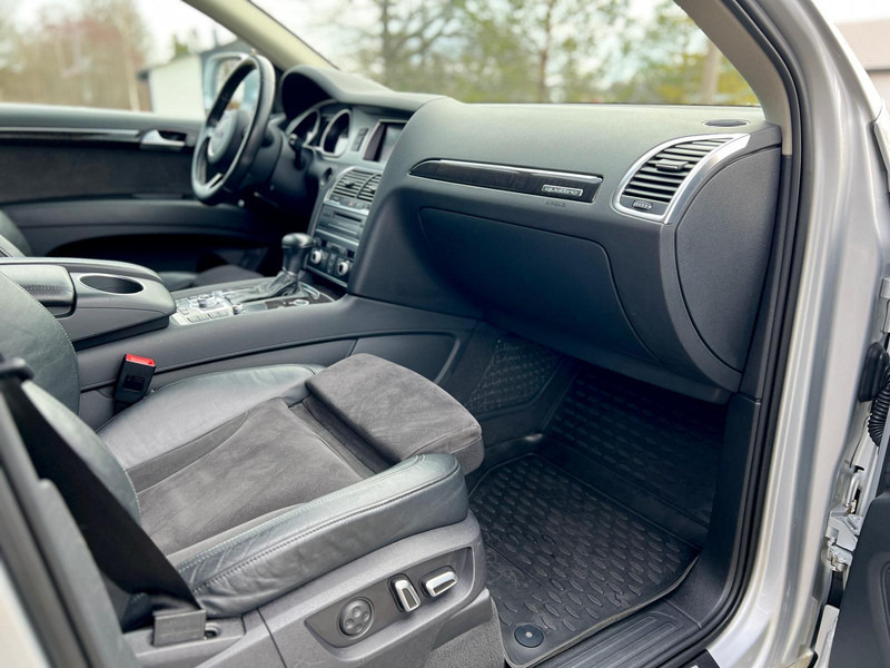 Легковий автомобіль Audi Q7: фото 11