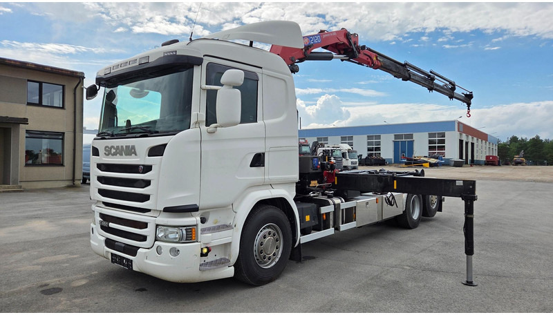 Scania G450 6X2*4 HMF 2120 crane 700 hours - Гаковий мультиліфт вантажівка, Вантажівка з маніпулятором: фото 1 Scania G450 6X2*4 HMF 2120 crane 700 hours - Гаковий мультиліфт вантажівка, Вантажівка з маніпулятором: фото 1