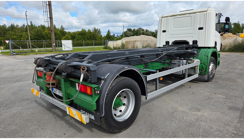 Scania P94 4X2 220 - Тросовий мультиліфт: фото 3 Scania P94 4X2 220 - Тросовий мультиліфт: фото 3