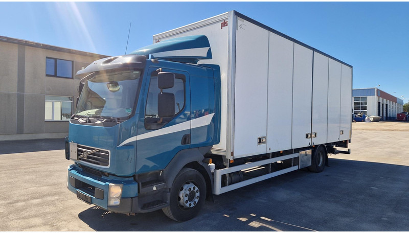 Volvo FL260 4X2 - Вантажівка з закритим кузовом: фото 1 Volvo FL260 4X2 - Вантажівка з закритим кузовом: фото 1