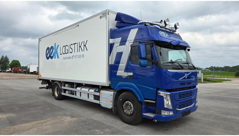 Volvo FM330 4X2 - Вантажівка з закритим кузовом: фото 2 Volvo FM330 4X2 - Вантажівка з закритим кузовом: фото 2