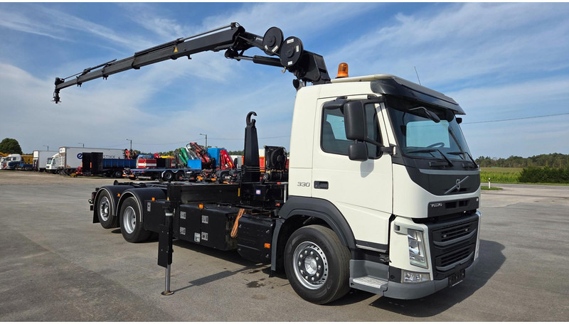 Volvo FM330 6X2*4 - Гаковий мультиліфт вантажівка, Вантажівка з маніпулятором: фото 2 Volvo FM330 6X2*4 - Гаковий мультиліфт вантажівка, Вантажівка з маніпулятором: фото 2