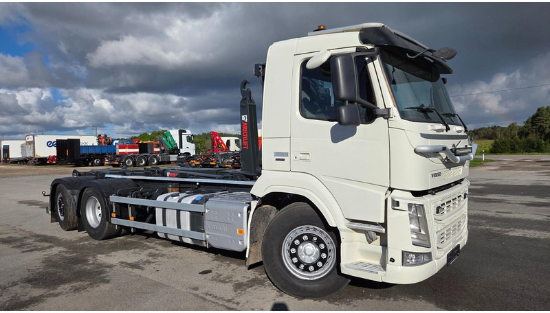 Volvo FM460 6X2*4 - Гаковий мультиліфт вантажівка: фото 2 Volvo FM460 6X2*4 - Гаковий мультиліфт вантажівка: фото 2