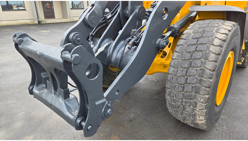 Volvo L60E 4X4 - Колісний навантажувач: фото 5 Volvo L60E 4X4 - Колісний навантажувач: фото 5