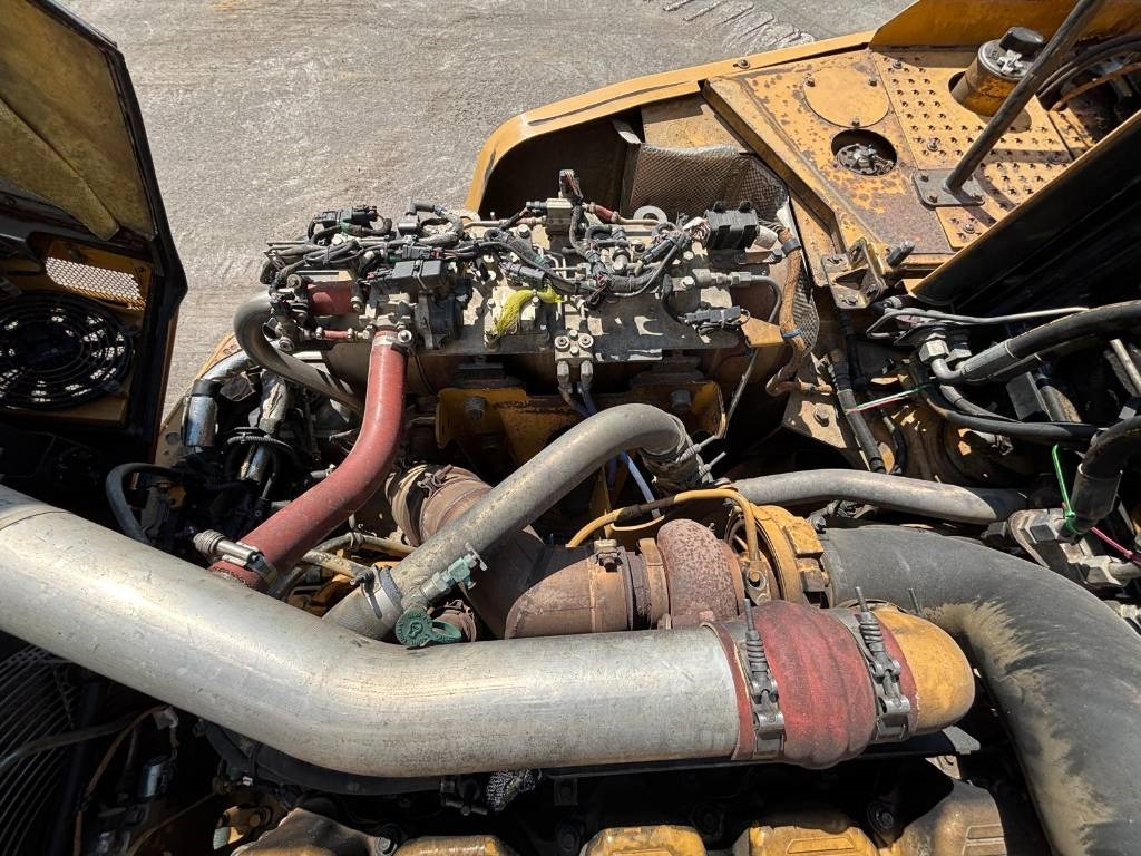 Шарнірний самоскид CAT 745 C: фото 15