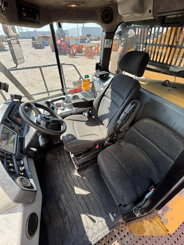 Шарнірний самоскид CAT 745 C: фото 13