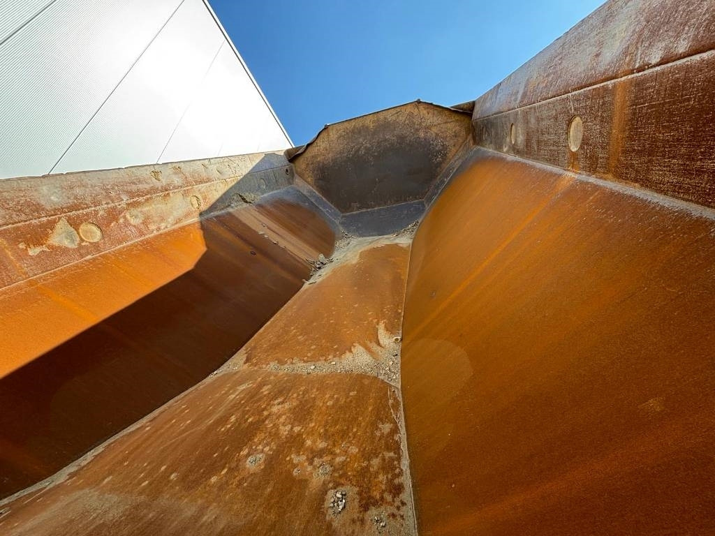 Шарнірний самоскид CAT 745 C: фото 20