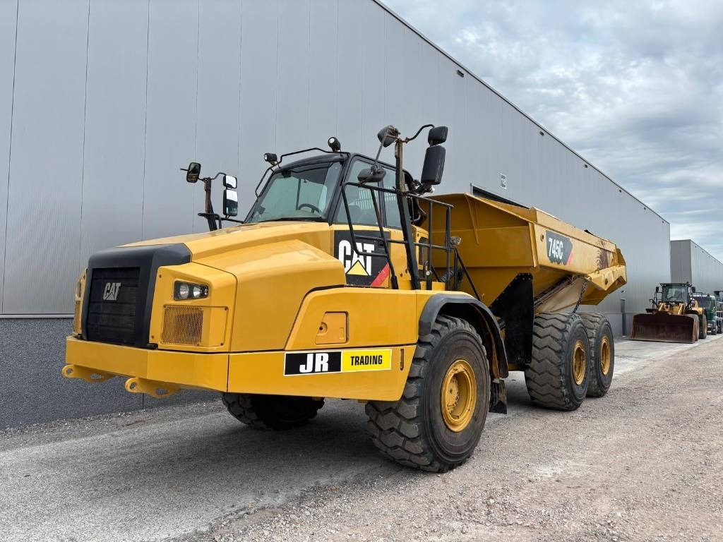 CAT 745 C - Шарнірний самоскид: фото 2 CAT 745 C - Шарнірний самоскид: фото 2
