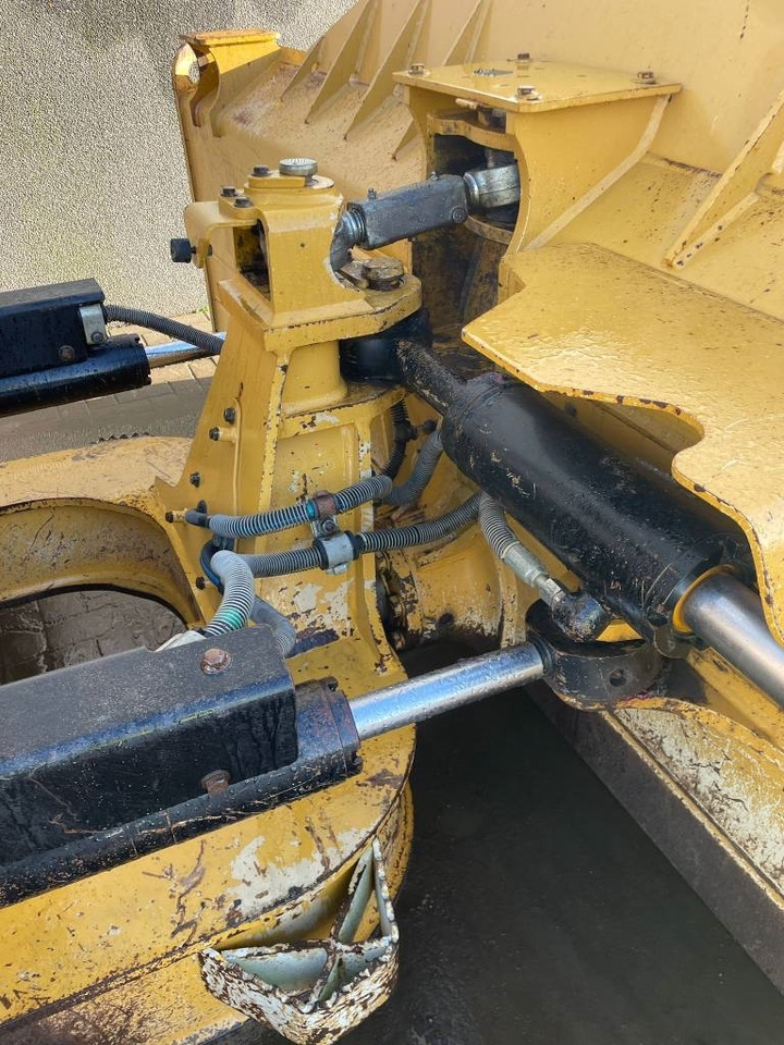 Бульдозер CAT D 6 K 2 LGP: фото 14