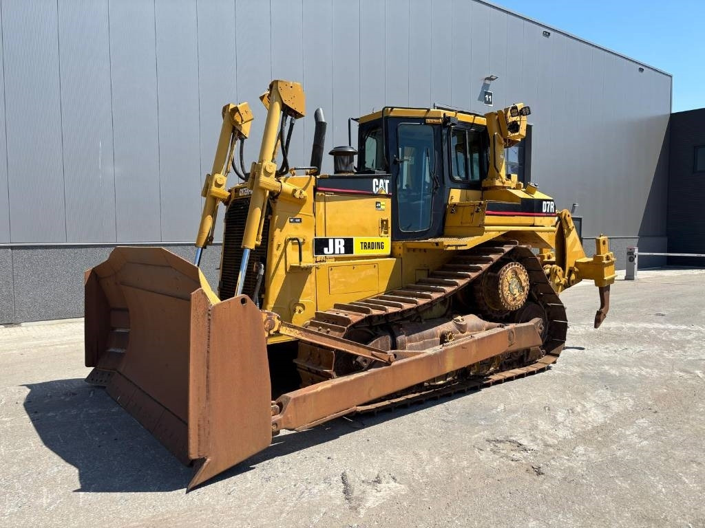 CAT D 7 R (CE certified) - Бульдозер: фото 1 CAT D 7 R (CE certified) - Бульдозер: фото 1