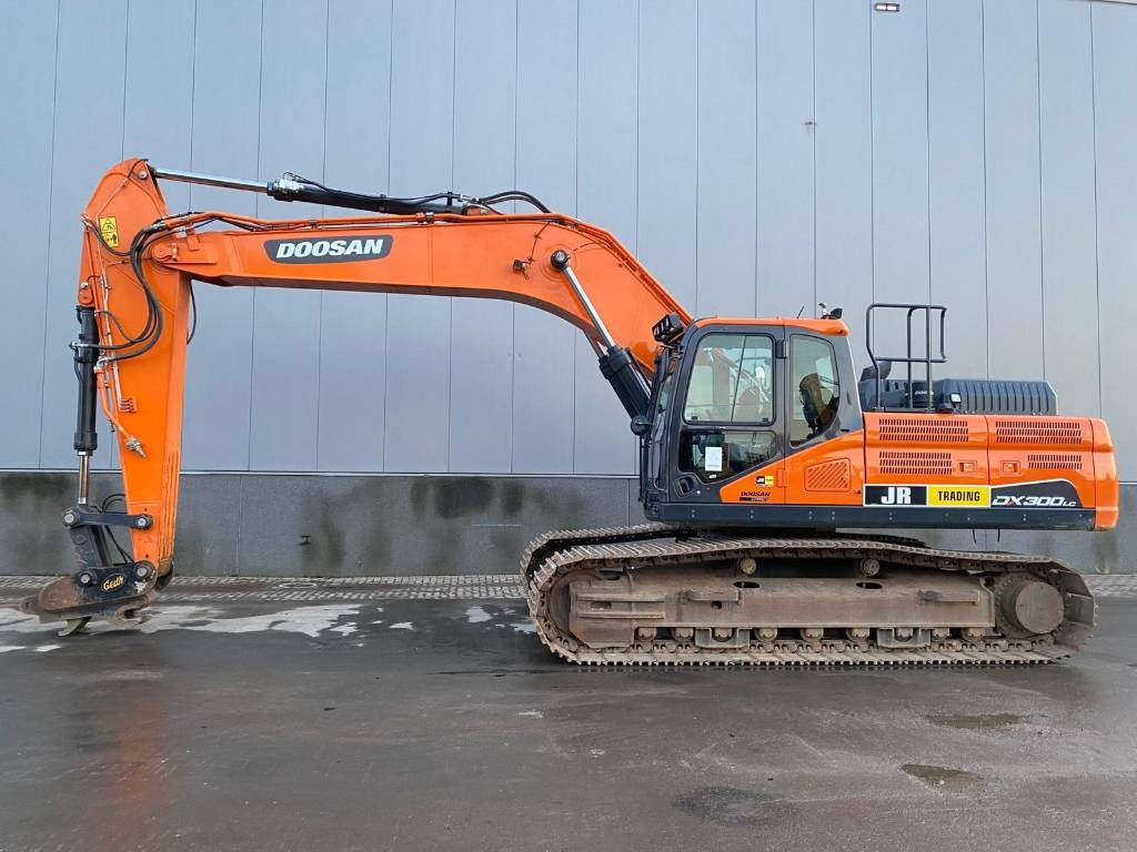 Doosan DX 300 LC-7 - Гусеничний екскаватор: фото 1 Doosan DX 300 LC-7 - Гусеничний екскаватор: фото 1