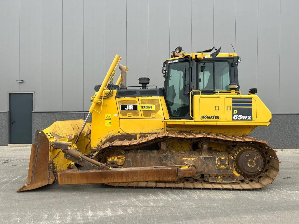 Komatsu D 65 WX-18 - Бульдозер: фото 2 Komatsu D 65 WX-18 - Бульдозер: фото 2