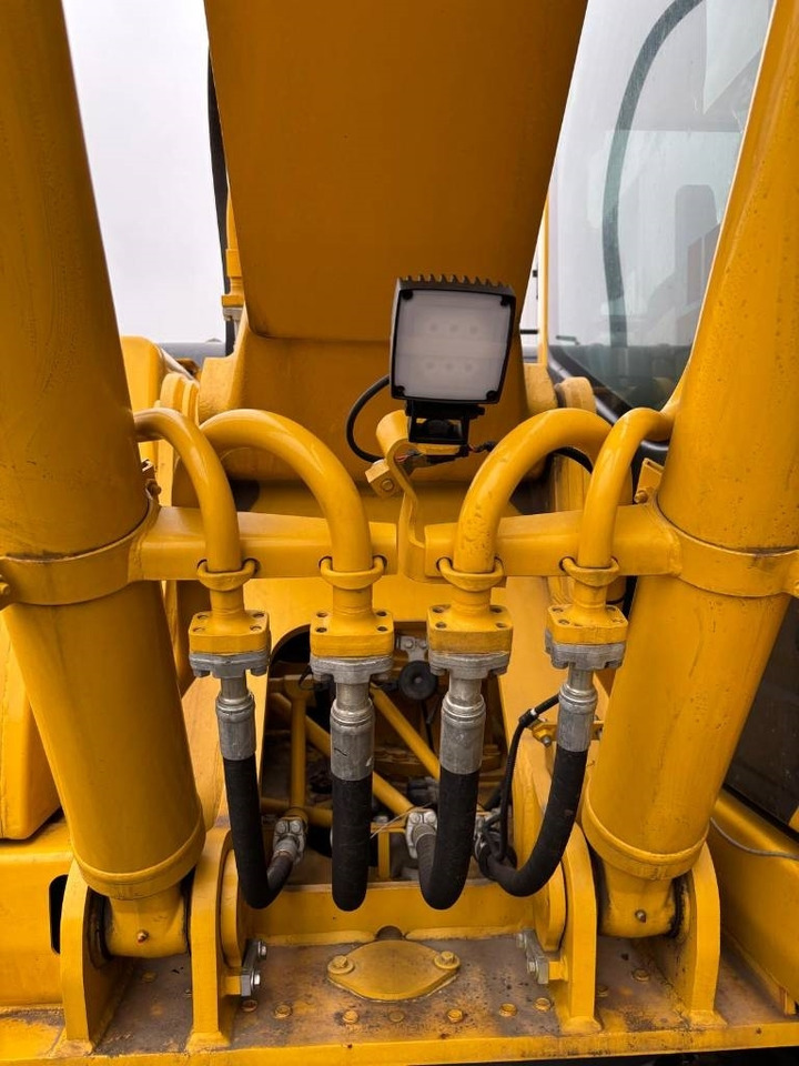 Новий Гусеничний екскаватор Komatsu PC 210-10M0 (New / Non CE Certified): фото 18 Новий Гусеничний екскаватор Komatsu PC 210-10M0 (New / Non CE Certified): фото 18