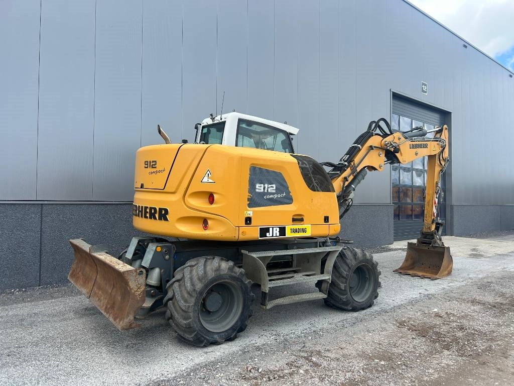 Liebherr A 912 Compact (2 Buckets) - Колісний екскаватор: фото 5 Liebherr A 912 Compact (2 Buckets) - Колісний екскаватор: фото 5