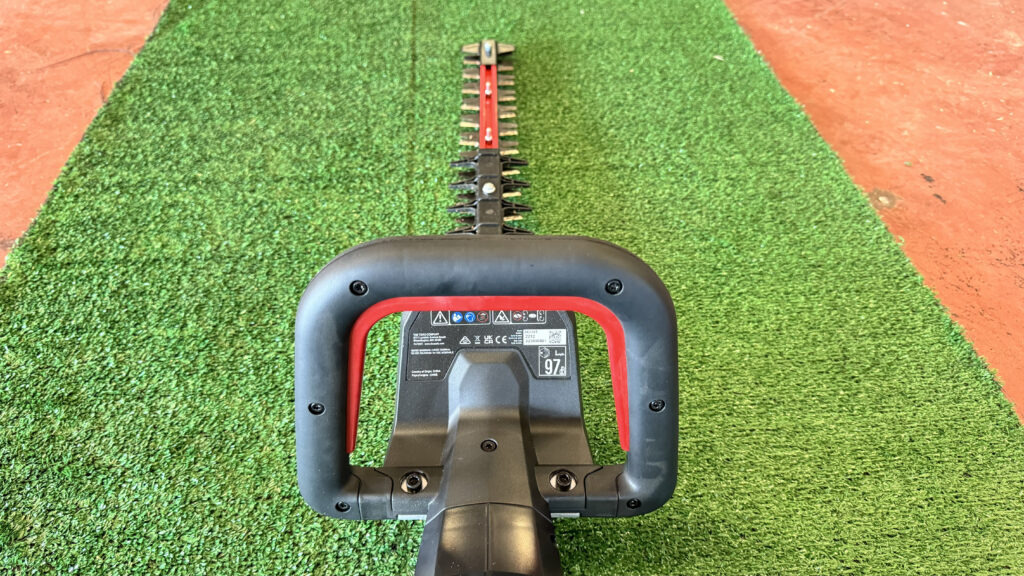 Toro – Tagliasiepi a batteria serie REVOLUTION 66220T - Техніка для саду та городу: фото 2 Toro – Tagliasiepi a batteria serie REVOLUTION 66220T - Техніка для саду та городу: фото 2