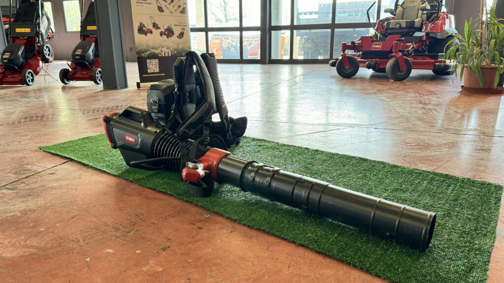 Toro – Zaino e soffiatore Revolution 66200 - Техніка для саду та городу: фото 4 Toro – Zaino e soffiatore Revolution 66200 - Техніка для саду та городу: фото 4